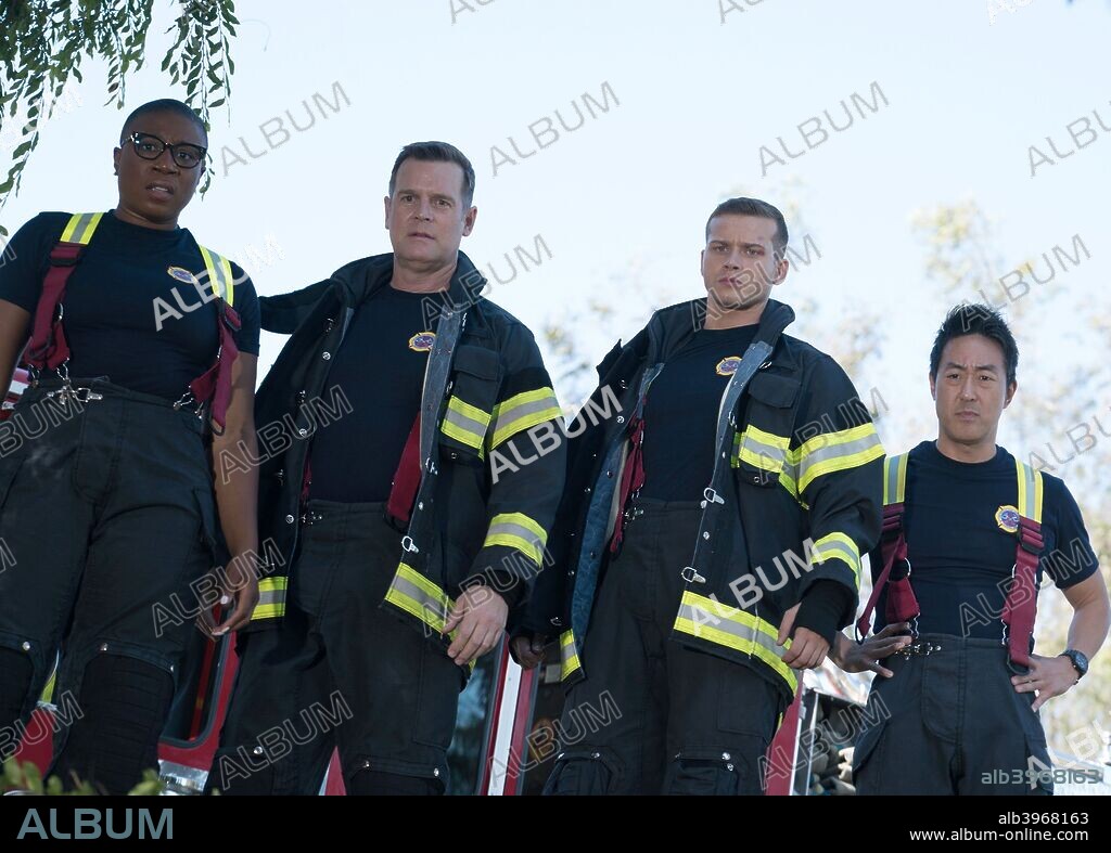 AISHA HINDS, KENNETH CHOI, OLIVER STARK and PETER KRAUSE in 9-1-1, 2018, directed by RYAN MURPHY. Copyright 20TH CENTURY FOX TELEVISION.