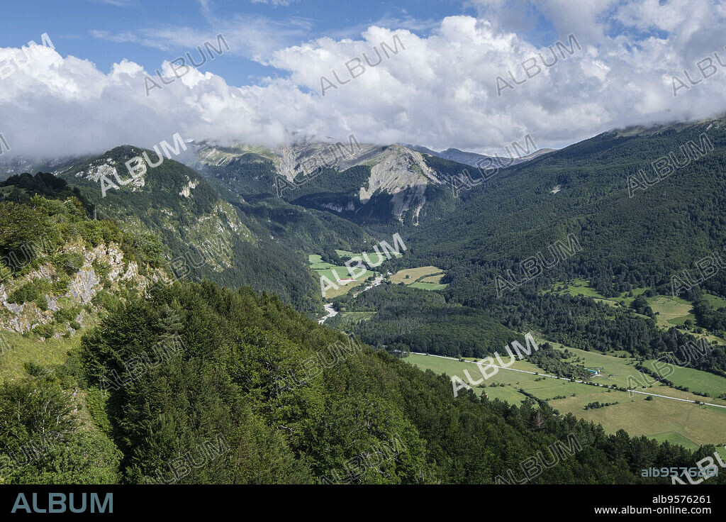 valle de Belagua, Isaba, Navarra, Spain, Europe.