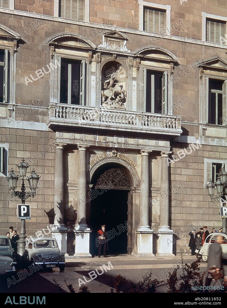 PERE BLAI (1553-1620) PEDRO BLAY. PORTADA DE LA FACHADA ORIENTAL EN LA PLAZA DE SAN JAIME - REALIZADA ENTRE 1596 Y 1617 - ESTATUA DE SAN JORGE DE ALEU.