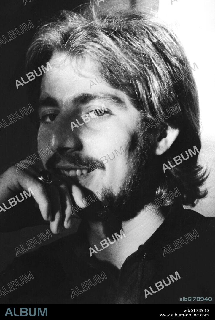 JOSE INFANTE ( 1946- ) POETA MALAGUEÑO, PREMIO ADONAIS EN 1971.