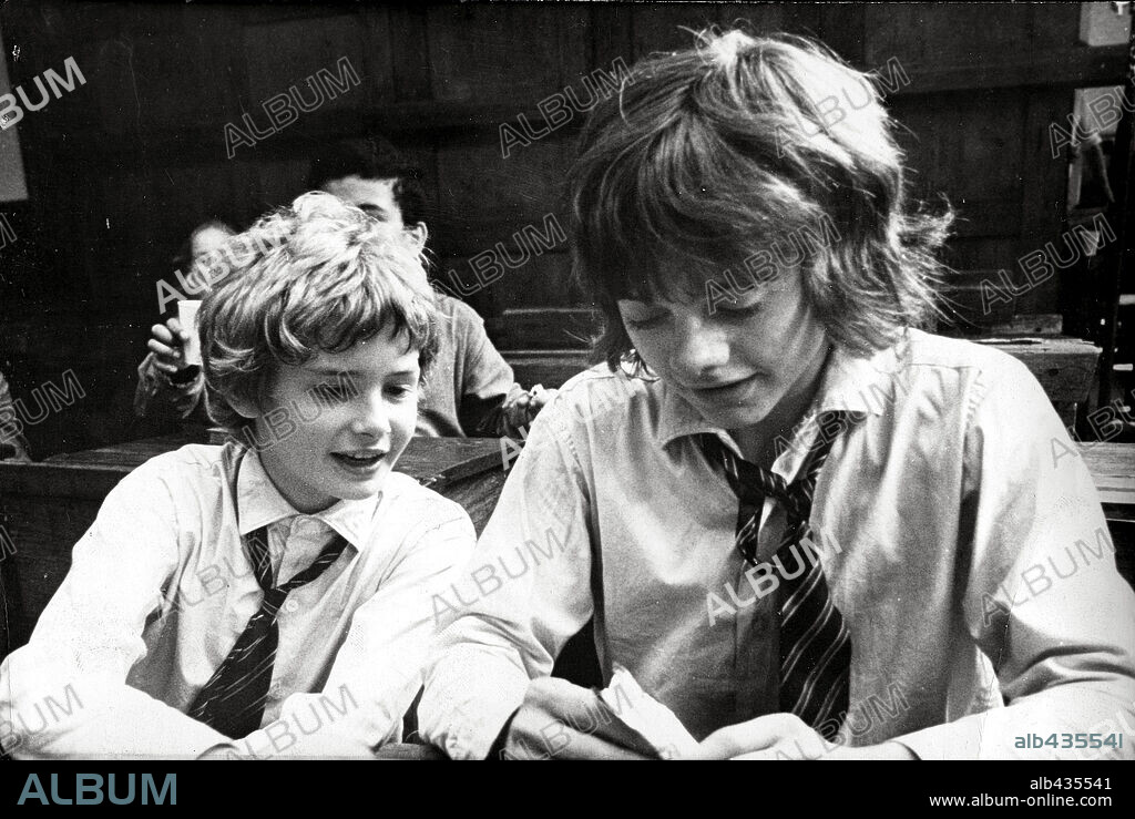JACK WILD and MARK LESTER in MELODY, 1971, directed by WARIS HUSSEIN. Copyright HEMDALE/SAGITTARIUS/GOODTIMES.