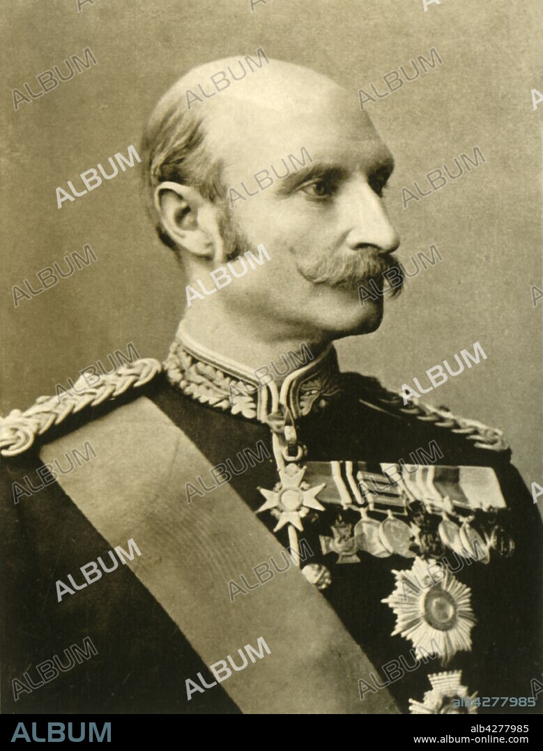 COWELL. 'Sir George Stewart White, K.C.B., V.C.', 1901. Portrait of Sir George Stuart White (1835-1912), British officer who fought in the Indian Mutiny and the Second Afghan War. From "The Life and Deeds of Earl Roberts, Vol. III. - To The End of Lord Roberts's Indian Career", by J. Maclaren Cobban. [T. C. & E. C. Jack, Edinburgh, 1901].