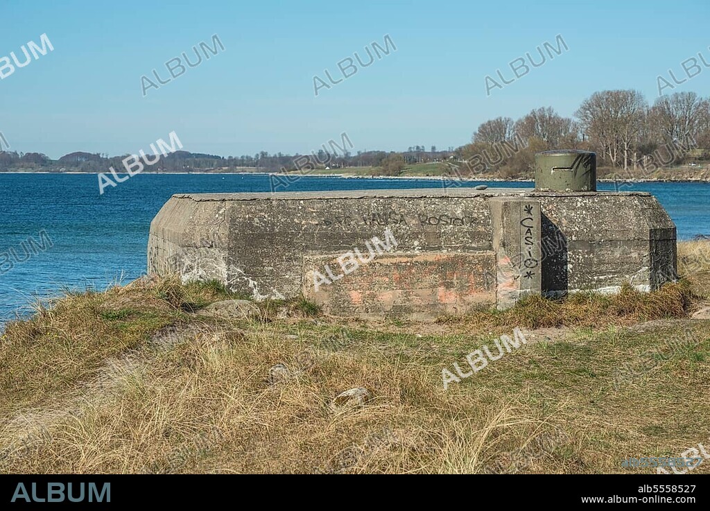 Concrete bunker in a more than 500 km long defensive line with 1063 concrete bunkers along the Scanian coast built during WW2 in 1939-1940. Now sealed. Ystad, Scania south coast, Baltic Sea, Sweden, Scandinavia, Europe.