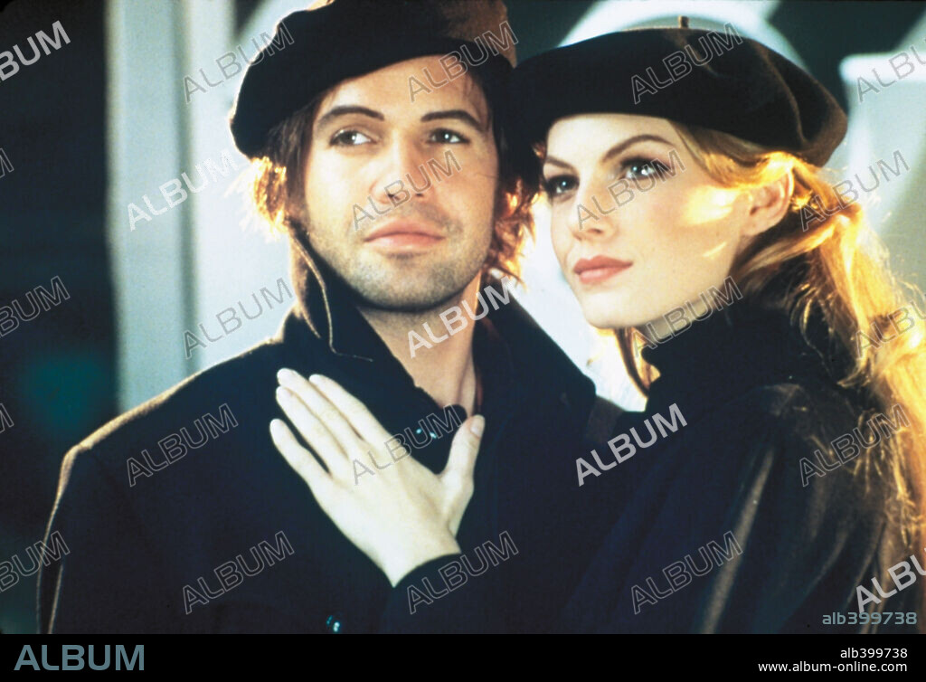 ANGELA LINDVALL et BILLY ZANE dans CQ, 2001, réalisé par ROMAN COPPOLA. Copyright MYRIAD PICTURES.