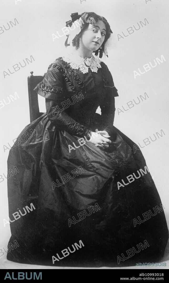 BAIN NEWS SERVICE. Alexandra Carlisle as "Georgiana Vesey", 1911.  Georgina Vesey is a character in Money by Edward Bulwer-Lytton.