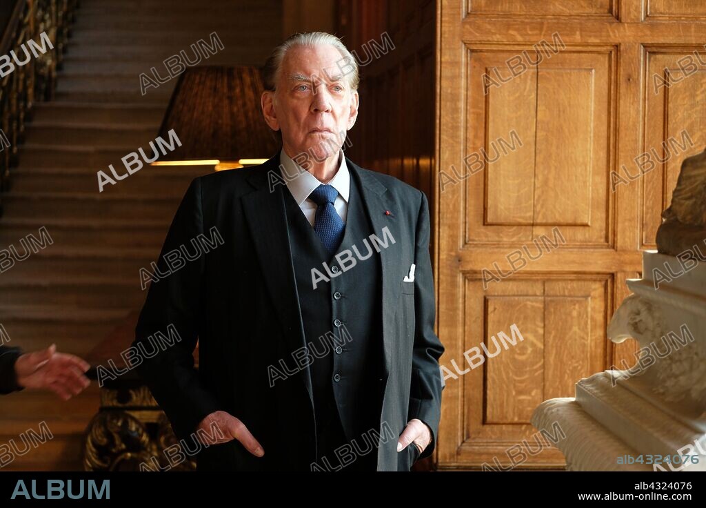 DONALD SUTHERLAND dans TRUST, 2018, réalisé par DANNY BOYLE, EMANUELE CRIALESE et SUSANNA WHITE. Copyright CLOUD EIGHT FILMS/DECIBEL FILMS/FX PRODUCTIONS.