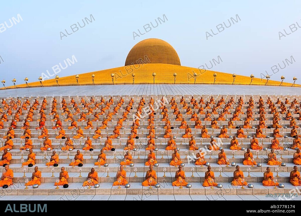 Wat Phra Dhammakaya temple on Makha Bucha Day or Magha Puja Day, Theravada Buddhists, monks sitting around the Chedi Mahadhammakaya Cetiya, Khlong Luang District, Pathum Thani, Bangkok, Thailand