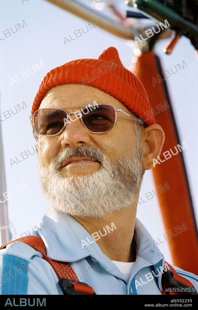 BILL MURRAY en LIFE AQUATIC, 2004 (THE LIFE AQUATIC WITH STEVE ZISSOU), dirigida por WES ANDERSON. Copyright TOUCHSTONE PICTURES.