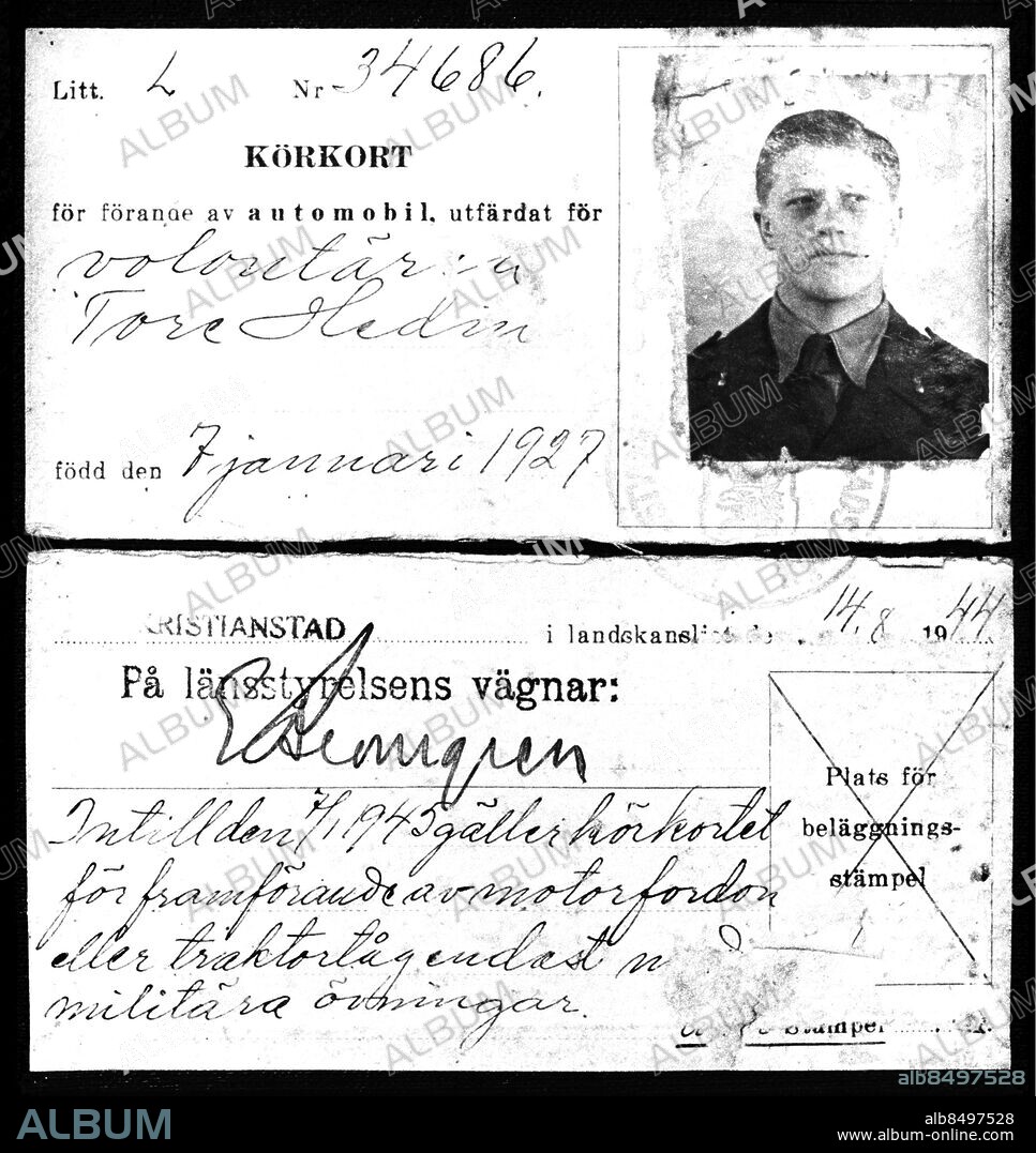 Massmördaren Tore Hedin i Skåne 1951 - 1952.. Mördade kvarnägaren Allan Nilsson i Tjörnarp med yxa. 21 aug 1952 mördade han sina föräldrar mor och far och sätter fyr eld på föräldrahemmet i Saxtorp.. Kör därpå till ålderdomshemmet i Hurva där han mördar sin fästmö och föreståndarinnan med yxa. Han tänder sedan eld på hemmet och ytterligare fem personer åldringar dör.. På bilden är Hedilns körkort utfärdat i Kristianstad 1944 till salu i Malmö.. (c) Herbert Tinz / Sydsvenskan / IBL.