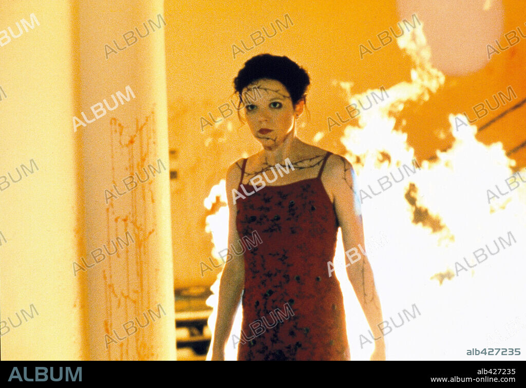 EMILY BERGL en CARRIE 2, LA IRA, 1999 (THE RAGE: CARRIE 2), dirigida por KATT SHEA. Copyright UNITED ARITSTS / FARMER, JON.