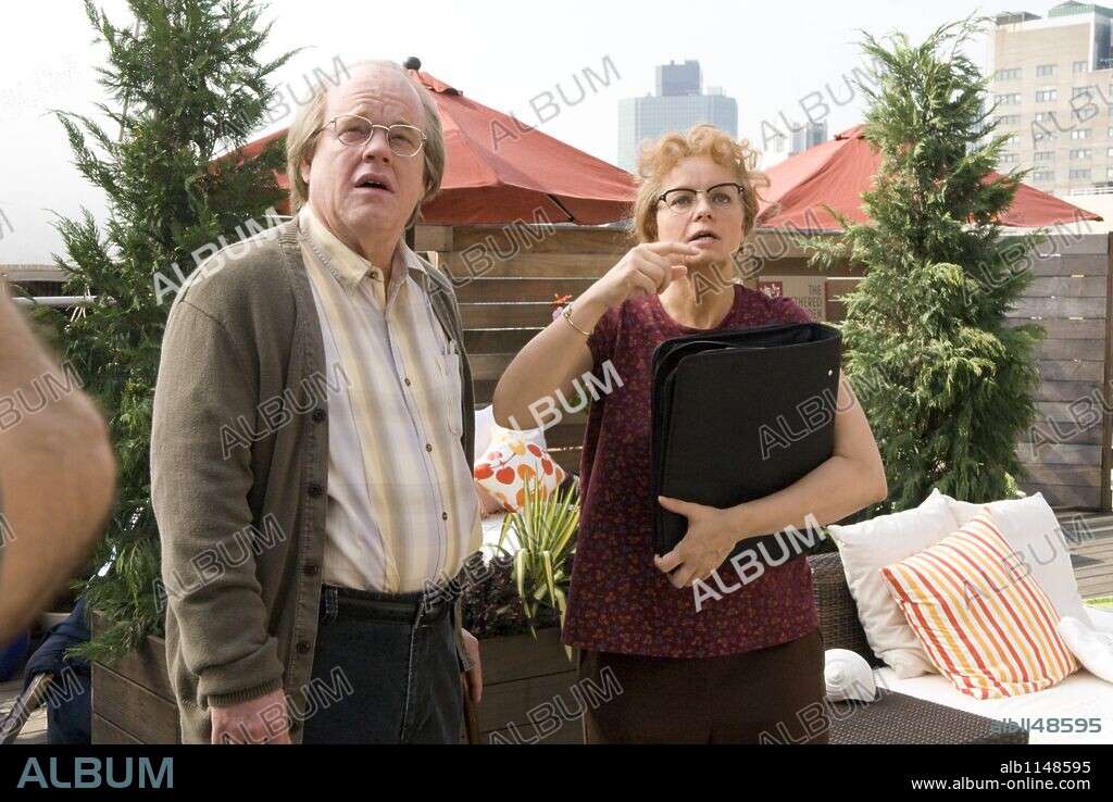 PHILIP SEYMOUR HOFFMAN and SAMANTHA MORTON in SYNECDOCHE, NEW YORK, 2008, directed by CHARLIE KAUFMAN. Copyright LIKELY STORY/PROJECTIVE TESTING SERVICE/RUSSIA/ / GENSER, ABBOT.
