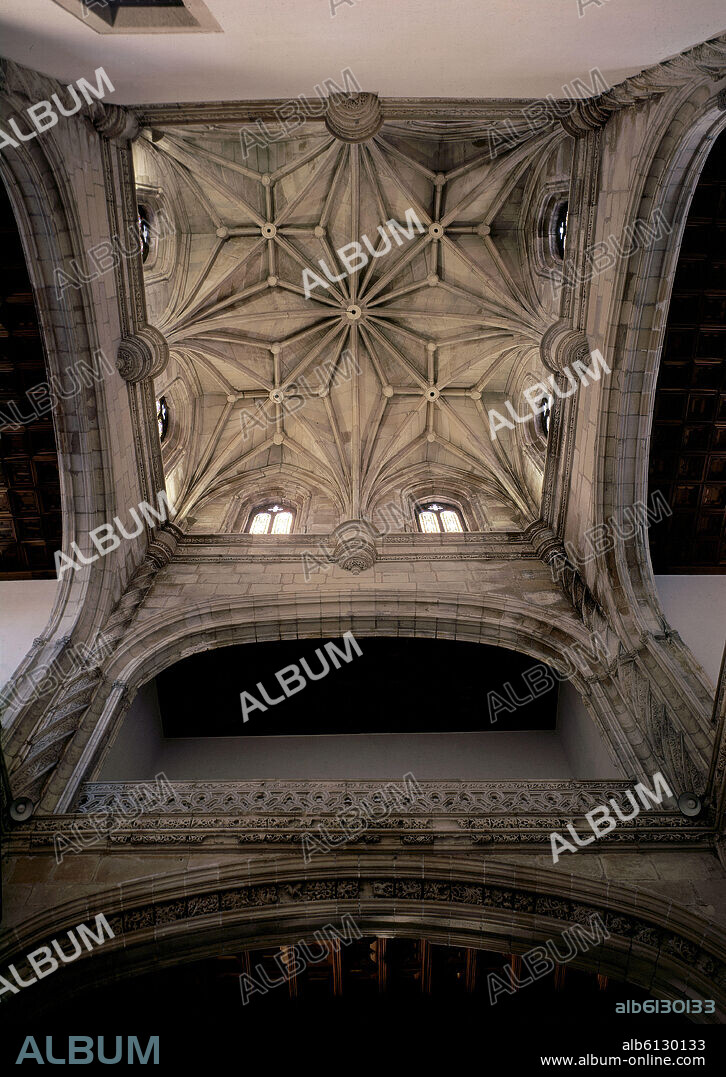 JUAN DE ÁLAVA. BOVEDA DE CRUCERIA DE LA ANTIGUA CAPILLA - 1527 - FOTO AÑOS 60.