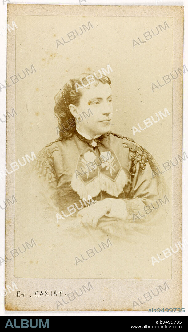 Portrait of Thérésa, (Emma Thérèse known as Valadon, wife of Mr Guilloreau, 1837-1913), comic singer., Carjat & Cie, Photographer, Between 1860 and 1890, 2nd half of the 19th century, Photography, Graphic arts, Photography, Albumen paper print, Dimensions - Work: Height: 9 cm, Width: 5.4 cm, Dimensions: Height: 10.6 cm, Width: 6.1 cm.