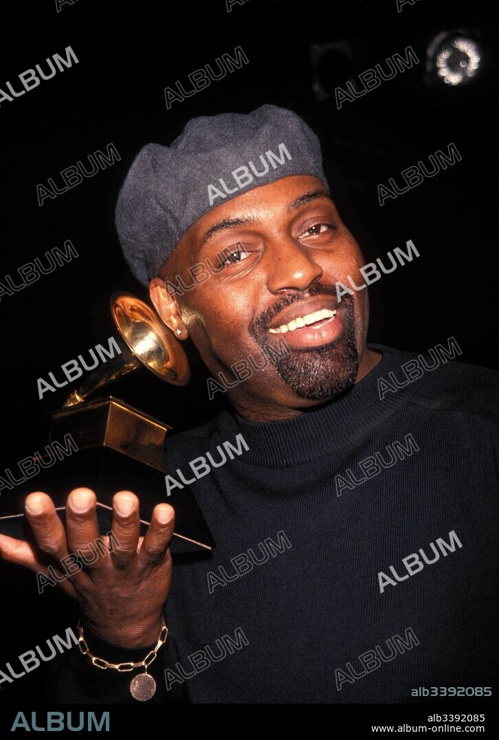 House music 'godfather' Frankie Knuckles has died unexpectedly aged 59. Frankie Warren Knuckles, Jr. was an American DJ, record producer, and remixer. He was born in the Bronx borough of New York City and later moved to Chicago. Originally a disco DJ he went on to become one of the originators of house music and during his career worked with major artists including Whitney Houston, Michael Jackson and Depeche Mode. PHOTO: January 5, 1999 - New York, New York, U.S. - DJ, Producer and Chicago House pioneer FRANKIE KNUCKLES attends the Grammy Nominee Press Conference at China Club, New York City. (Credit Image: Â© Andrea Renault/Globe Photos/ZUMAPRESS.com). 01/04/2014