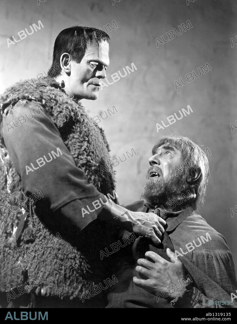 BELA LUGOSI and BORIS KARLOFF in SON OF FRANKENSTEIN (1939), directed by ROWLAND V. LEE. Copyright UNIVERSAL PICTURES.