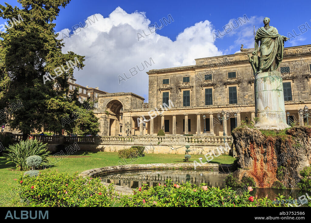 Palace of St. Michael and George (Royal Palace) (City Palace), Corfu Town, UNESCO World Heritage Site, Corfu, Ionian Islands, Greek Islands, Greece, Europe.