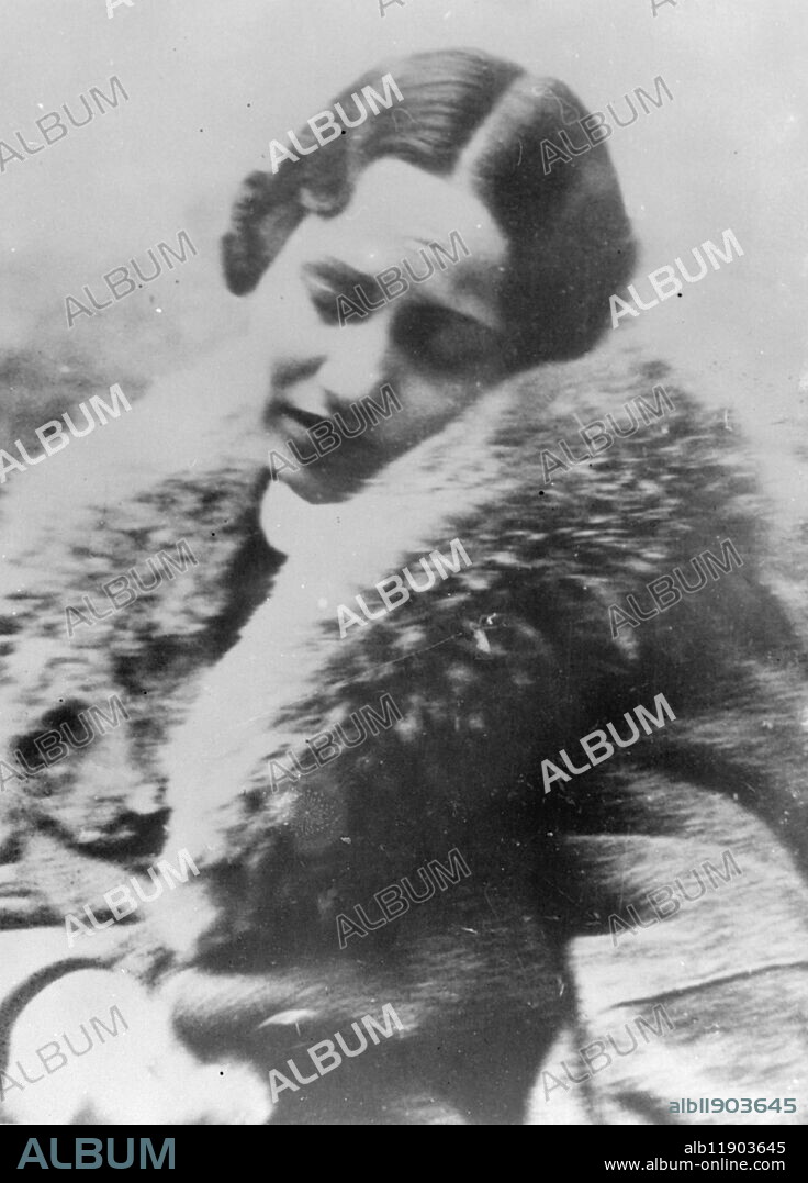 Princess Concetta Leone de Nageratze, photographed immediately after she had been arrested and charged with the murder of her husband Prince Vladimir Negeratze, a Georgian Prince, in Mexico City. The couple had been separated for several months and the police believe the Princess was jealous of another woman. The Princess is the mother of two children. 11 December 1936.