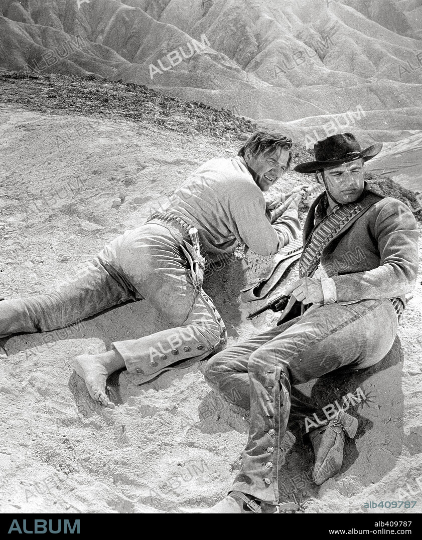 KARL MALDEN and MARLON BRANDO in ONE-EYED JACKS, 1961, directed by MARLON BRANDO. Copyright PARAMOUNT PICTURES.