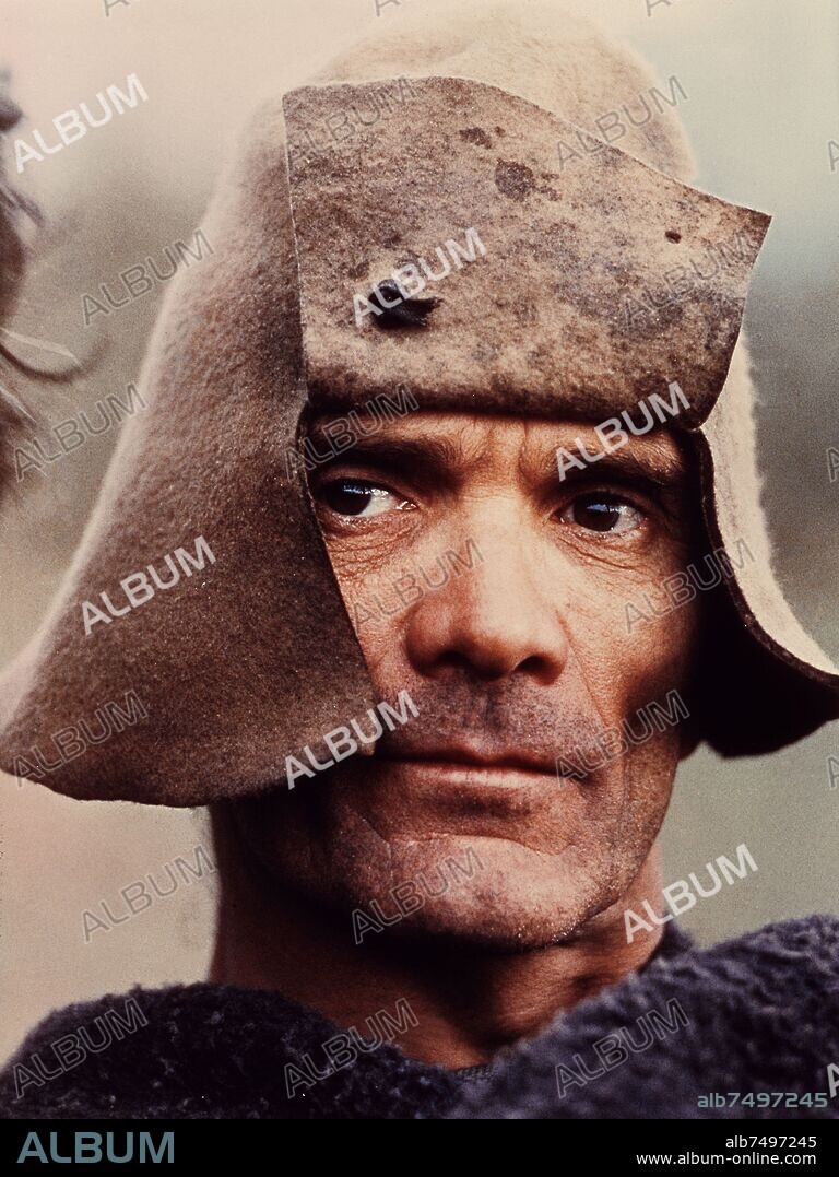 PIER PAOLO PASOLINI EN EL DECAMERON (1970) - ESCRITOR POETA Y DIRECTOR DE CINE ITALIANO.