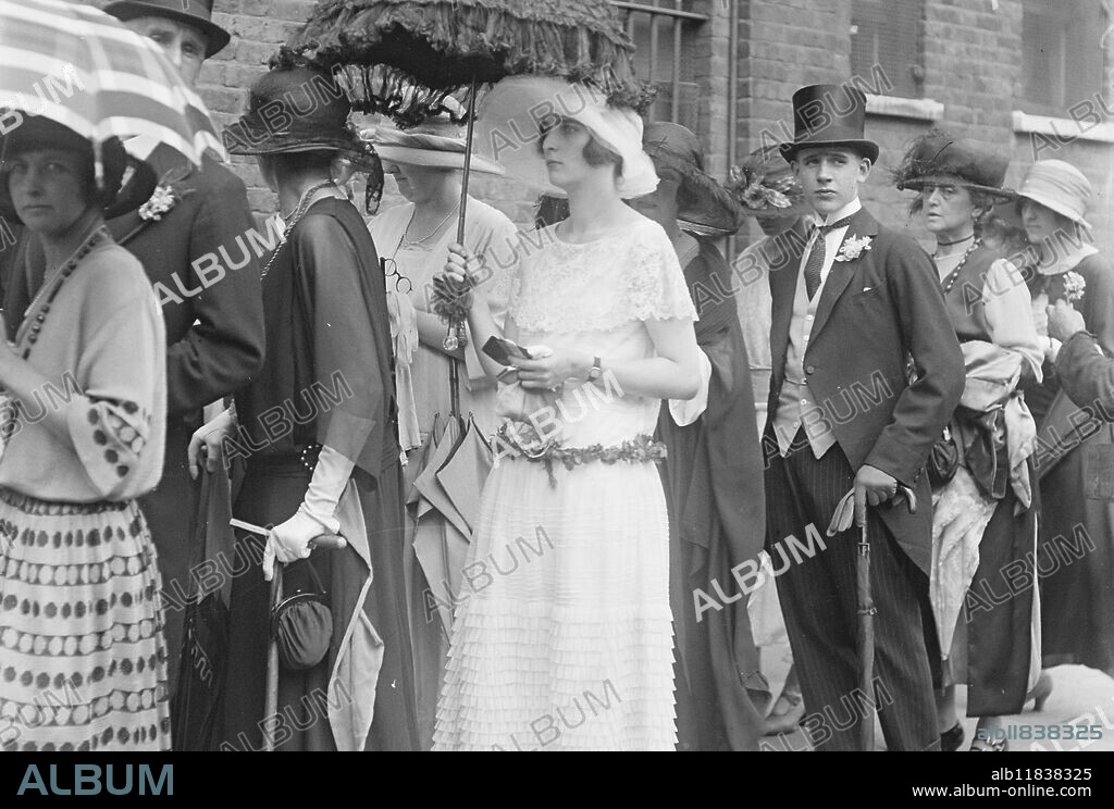 At Eton and Harrow cricket match at Lords , London. Lady Mary Thynne waiting in the queue. 13 July 1923.