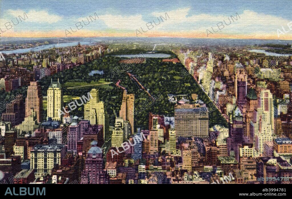 Looking north from the RCA Building, New York City, New York, USA, 1951. Vintage linen postcard showing the New York skyline as seen from the Rockefeller Center observatory roof atop the 70 storey RCA Building, looking north toward Central Park and upper Manhattan.