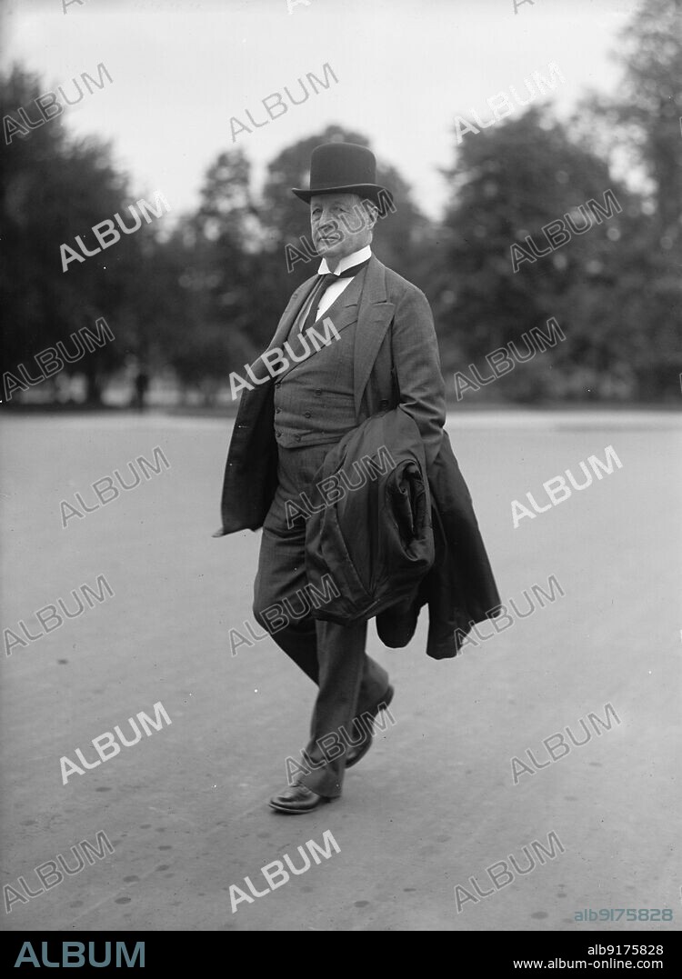 HARRIS & EWING. Newlands, Francis Griffith, Rep. from Nevada, 1893-1903; Senator, 1903-1917, 1916.