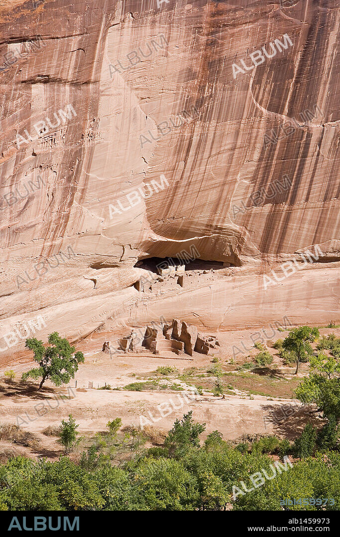 ESTADOS UNIDOS. MONUMENTO NACIONAL CANYON DE CHELLY (CANYON DE CHELLY NATIONAL MONUMENT). Vista de las ruinas de la "CASA BLANCA" (WHITE HOUSE). Estado de Arizona.