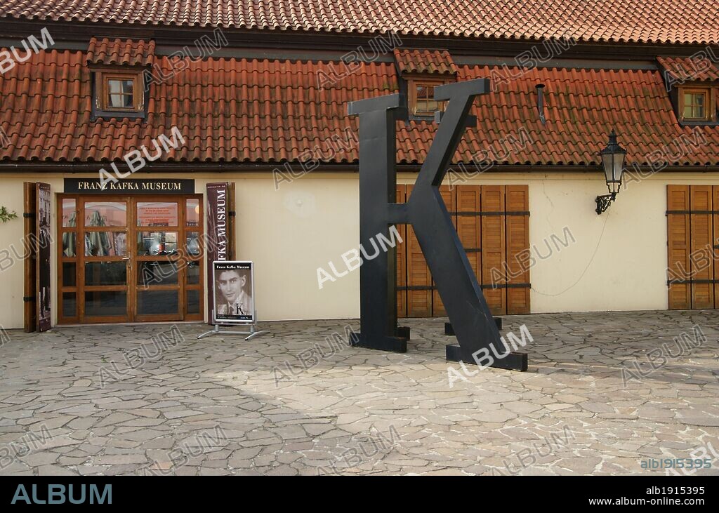 MUSEO FRANZ KAFKA. Exterior edificio. Ciudad Pequeña (MALA STRANA). Praga. República Checa. Europa Central.