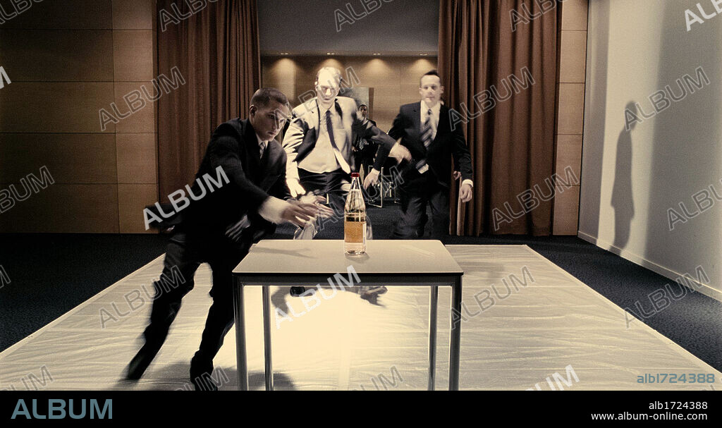 CARRE BLANC, 2011, directed by JEAN-BAPTISTE LEONETTI. Copyright TARANTULA.