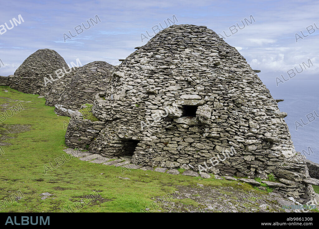 clochans, stone cells. monastery at the top, Skellig Michael island, Mainistir Fhionáin (St. Fionans Monastery), county Kerry, Ireland, United Kingdom.