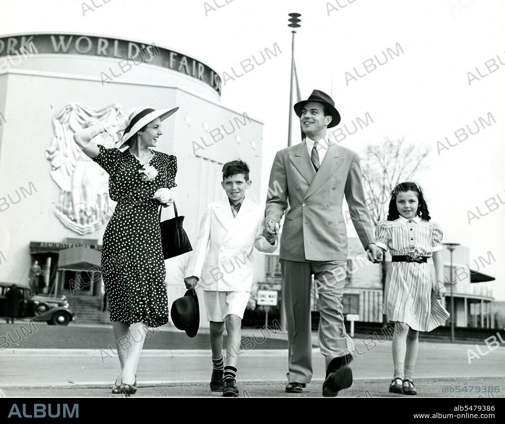 New York, 1940 - This well-dressed family is seen visiting the 1939-1940 World's Fair in Flushing Meadows, New York. During its two seasons, 44 million people saw a vision of 'The World of Tomorrow.' No photographer.