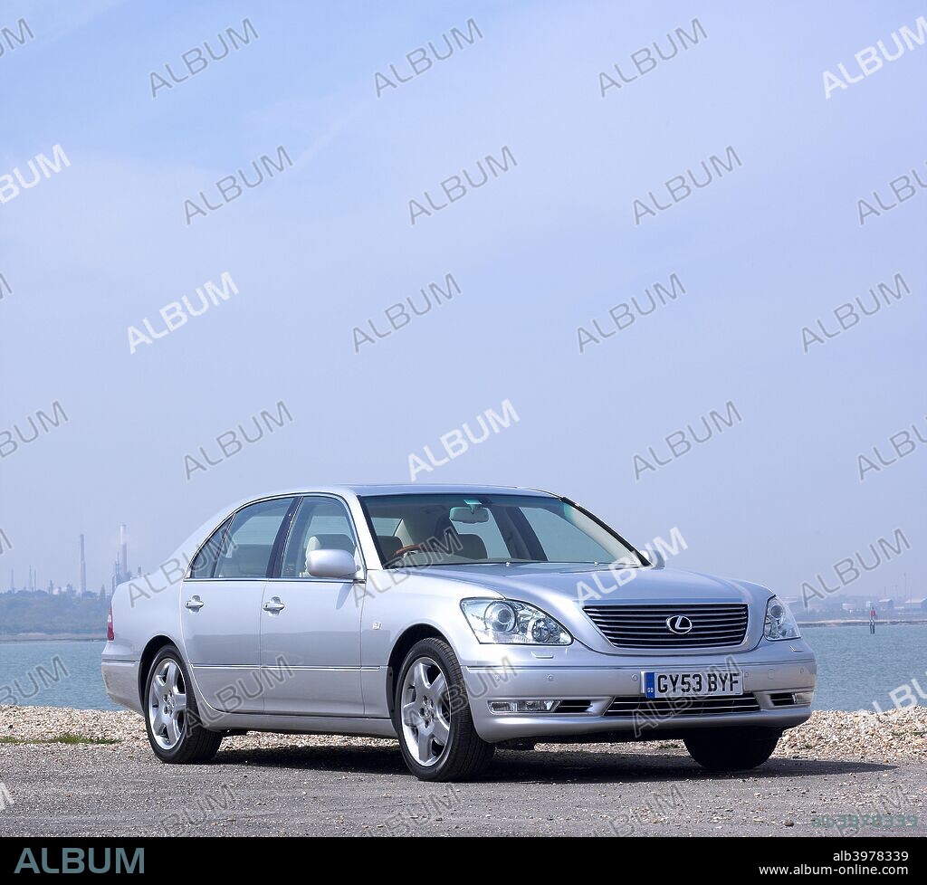 2004 Lexus LS430 by Southampton Water.