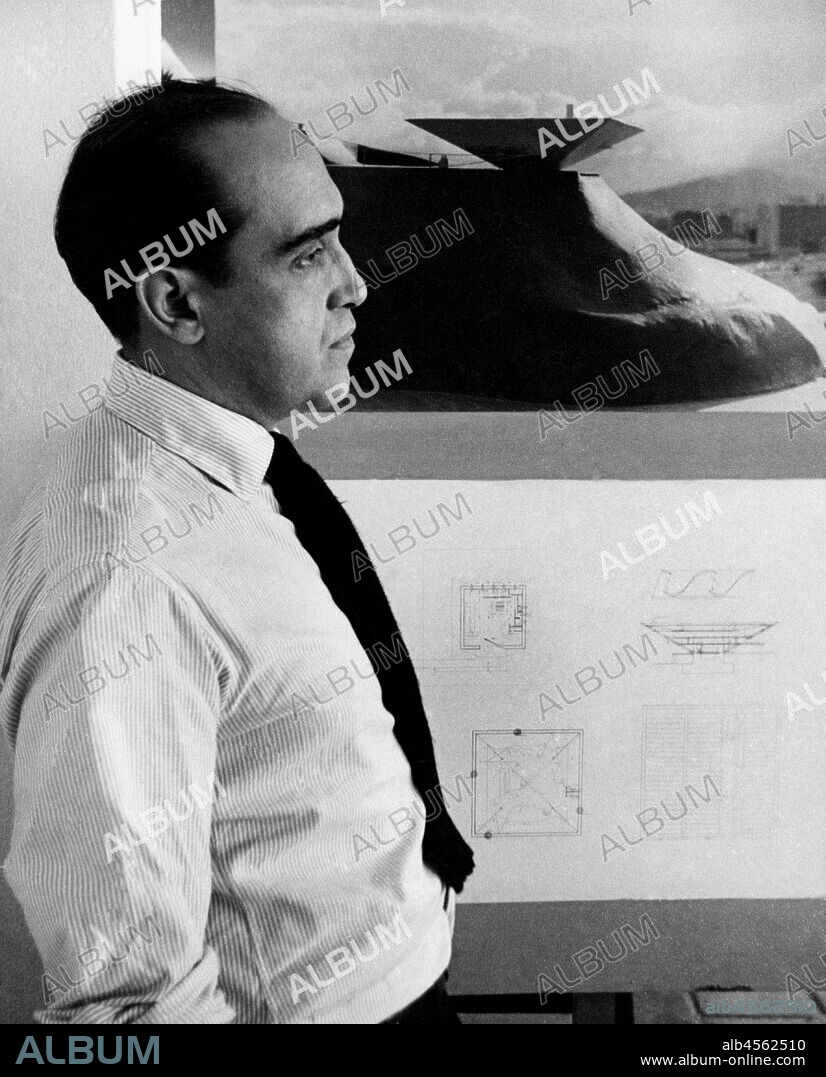 Oscar ribeiro de almeida niemeyer soares filho. 1958.