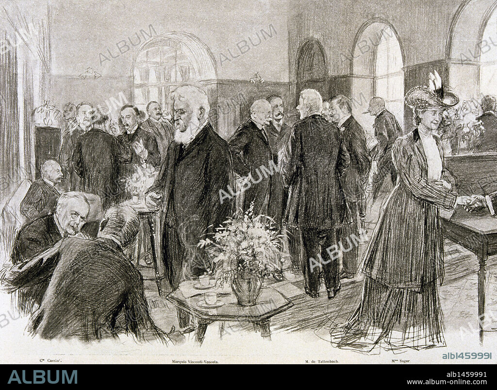 CONFERENCIA DE ALGECIRAS (16 de enero al 7 de abril del año 1906). Las pretensiones de Alemania sobre Marruecos, colonia francesa, provocaron una crisis que se resolvió con la firma del 'Tratado de Algeciras' (1906). 'LA HORA DEL CAFE EN EL HALL DEL HOTEL REINA CRISTINA'. Grabado de 'L'Illustration Journal Universel'. S. XX.