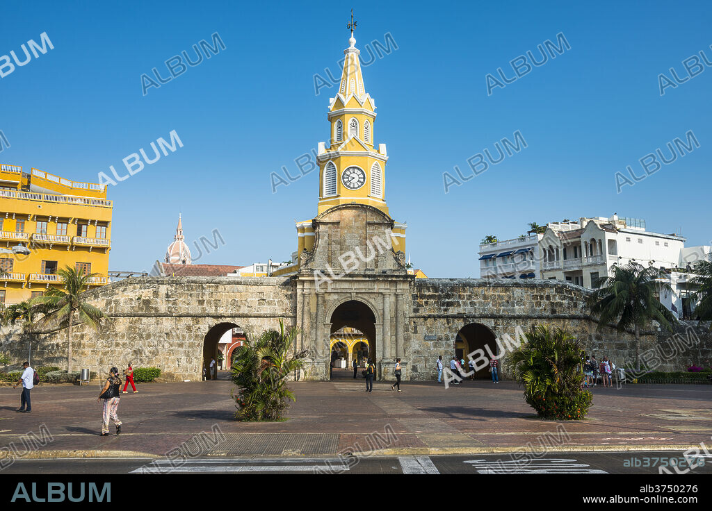 Torre del Reloj Publico (Public Clock Tower), UNESCO World Heritage Site, Cartagena, Colombia, South America.