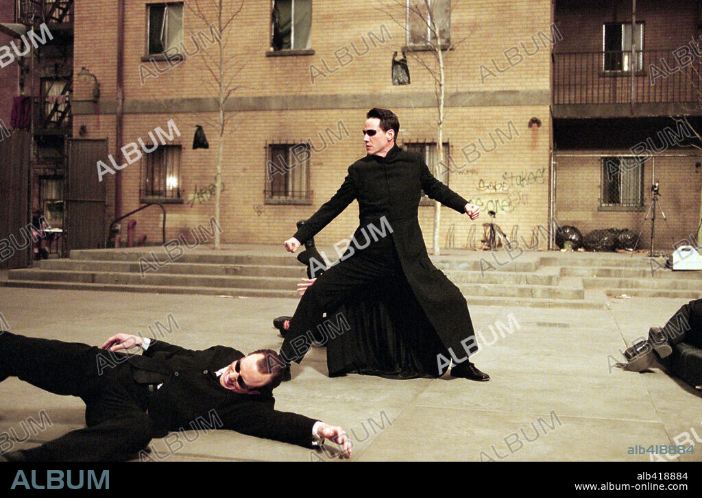 KEANU REEVES in THE MATRIX RELOADED, 2003, unter der Regie von ANDY WACHOWSKI und LARRY WACHOWSKI. Copyright WARNER BROS. PICTURES.
