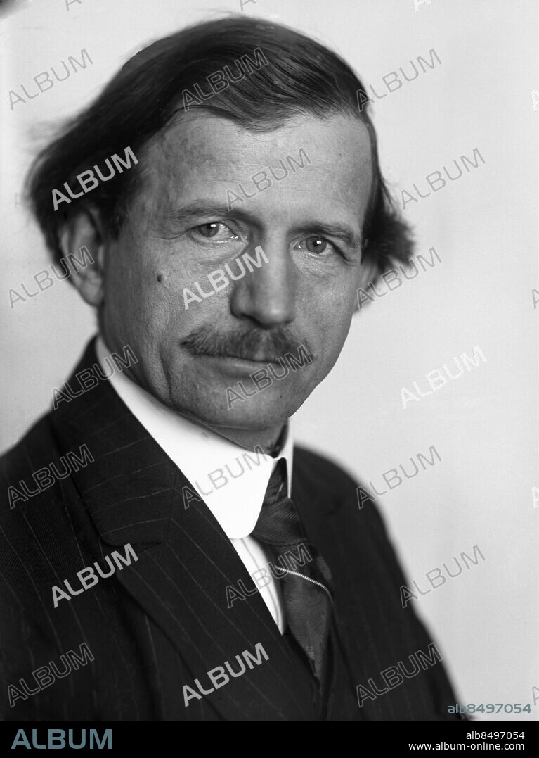 ARKIV 1926 . David Wallin (1876-1957), konstnär som har kallats "Sveriges siste romantiker".. David Wallin, Swedish painter. Foto: TT / Kod 1900.