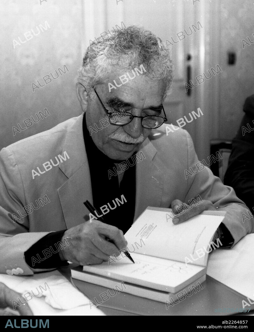 GABRIEL GARCÍA MÁRQUEZ. April 18, 2014 - Los Angeles, CALIFORNIA, USA - FILE PHOTO. 1982 Nobel Prize for Literature, Gabriel Garcia Marquez,the Colombian novelist whose One Hundred Years of Solituded established him as a giant of 20th- century literature, died on Thursday, April 17, 2014 at his home in Mexico City. He was 87.ARMANDO ARORIZO. 18/04/2014