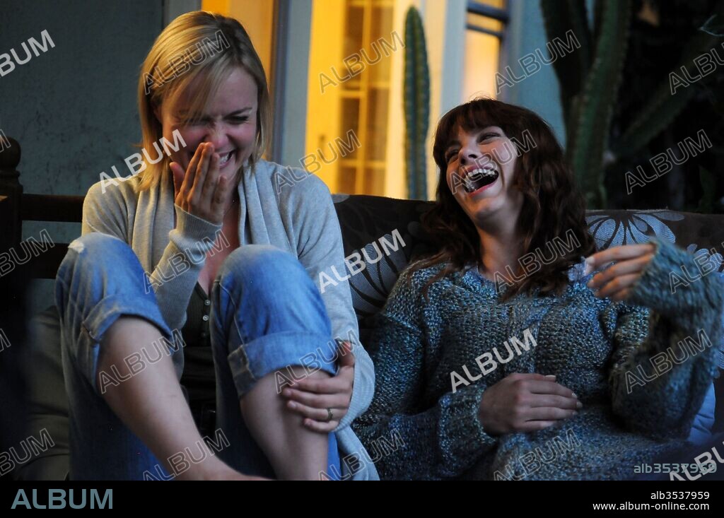 MICHELLE MONAGHAN and RADHA MITCHELL in GUS, 2013, directed by JESSIE MCCORMACK. Copyright FilmColony/Unique New York Productions.