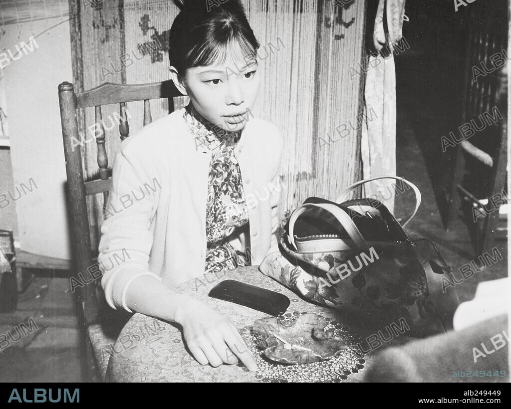 NANCY KWAN in THE WORLD OF SUZIE WONG, 1960, directed by RICHARD QUINE. Copyright PARAMOUNT PICTURES.