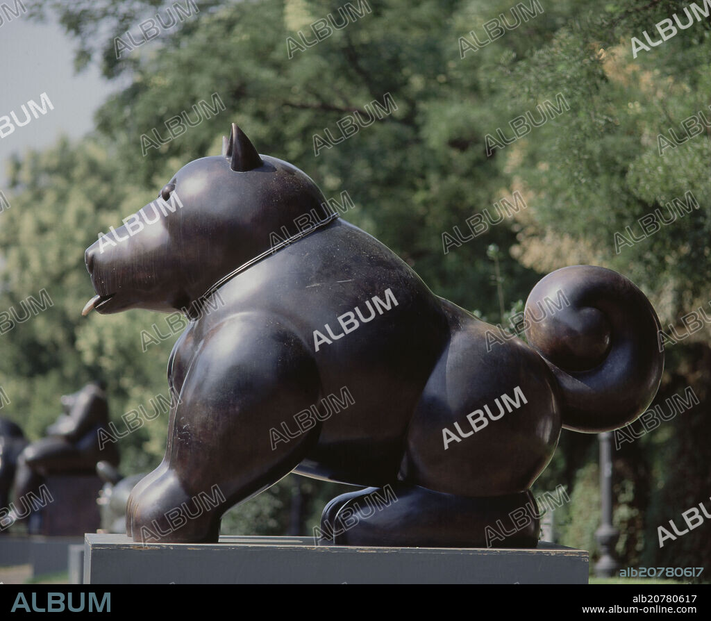 FERNANDO BOTERO. PERRO - VISTA LATERAL - SIGLO XX.
