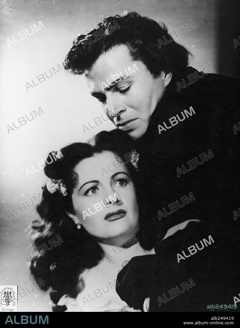 JAMES MASON and MARGARET LOCKWOOD in THE WICKED LADY, 1945, directed by LESLIE ARLISS. Copyright J.ARTHUR RANK.