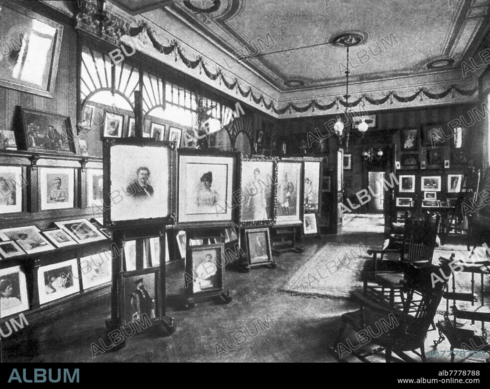 HISTORY OF PHOTOGRAPHY Atelier / gallery by Fritz Möller (1860 - 1923), portrait photographer and architect, as well as publisher of German art books. Germany, 1899.