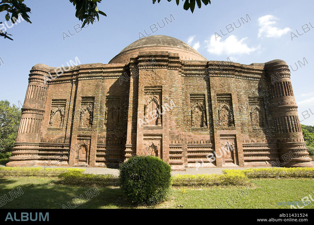 Beautiful red brick late 15th century Lattan mosque, remains of glazed colour on some bricks still visible, Gaur, West Bengal, India, Asia.
