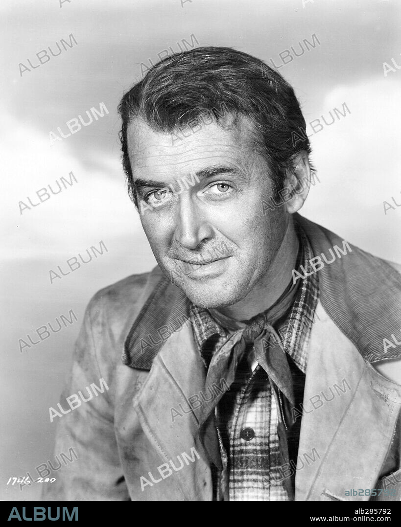 JAMES STEWART en TIERRAS LEJANAS, 1954 (THE FAR COUNTRY), dirigida por ANTHONY MANN. Copyright UNIVERSAL PICTURES.
