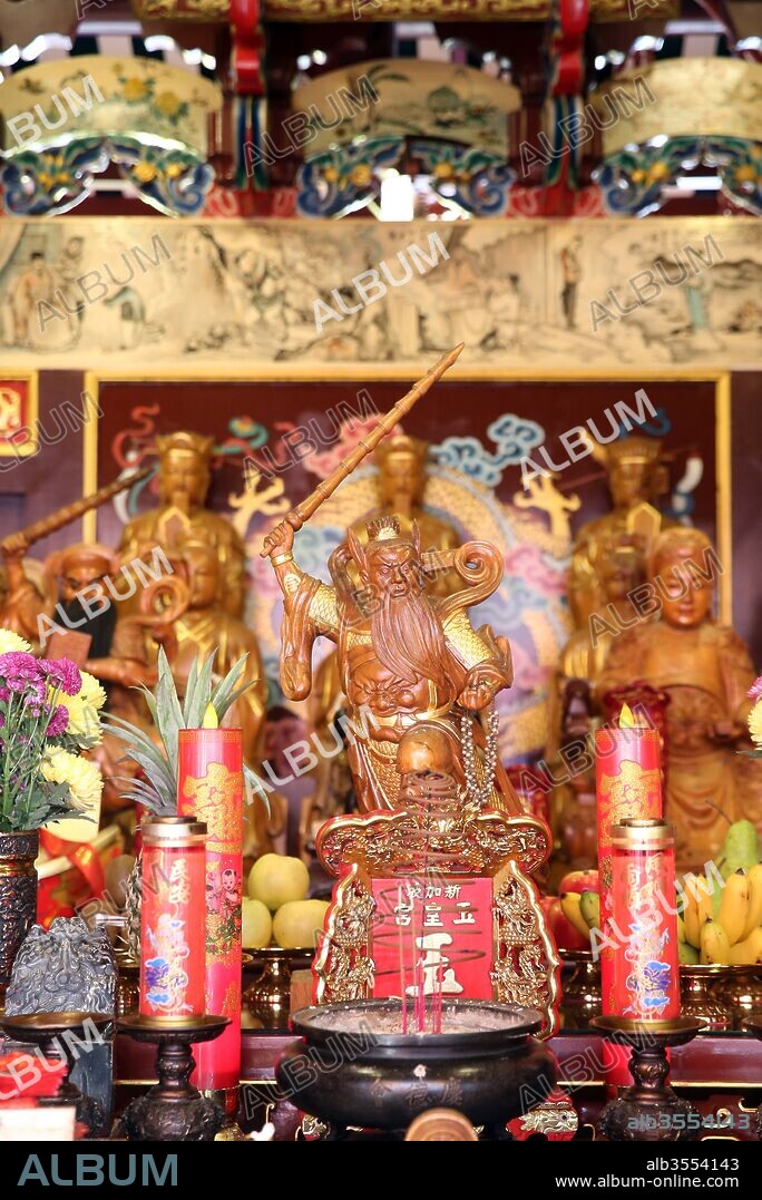 Yu Huang Gong Temple of Heavenly Jade Emperor. Taoist Pantheon. Singapore.