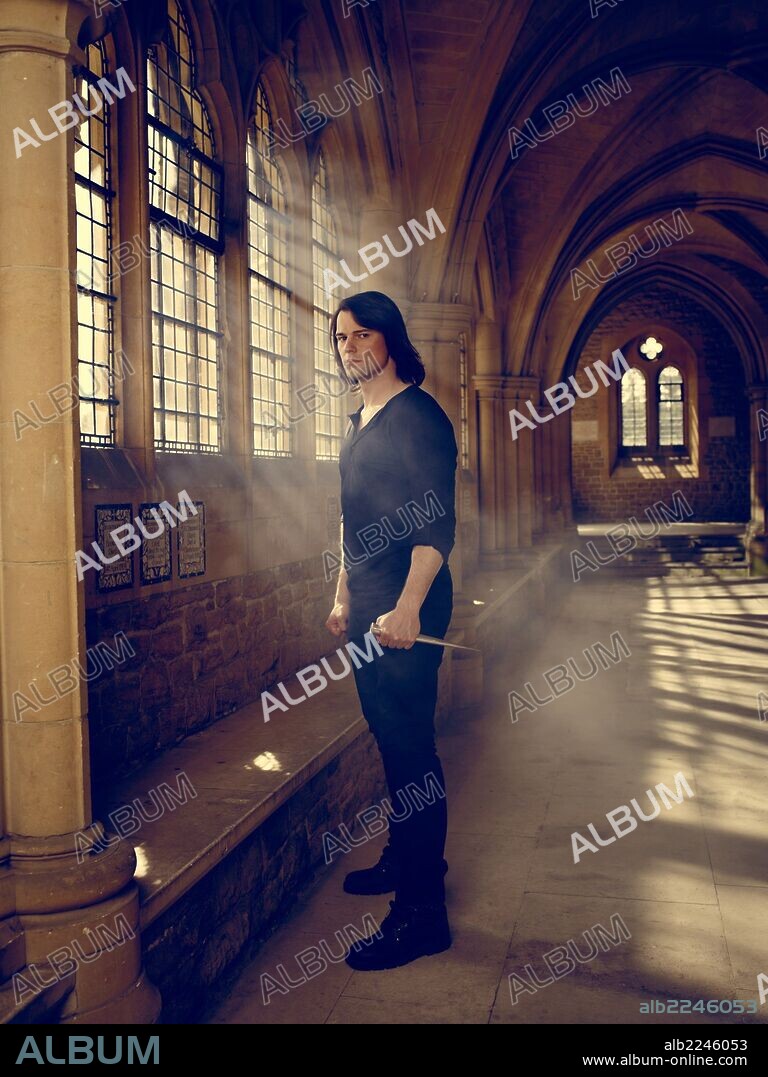 DANILA KOZLOVSKY in VAMPIRE ACADEMY, 2014, directed by MARK WATERS. Copyright RELIANCE PICTURES.