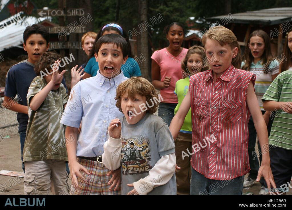TAD D'AGOSTINO, TAGGART HURTUBISE y ZACHARY ALLEN en PAPA CANGURO 2, 2007 (DADDY DAY CAMP), dirigida por FRED SAVAGE. Copyright BLUE STAR PICTURES/DAVIS ENTERTAINMENT/REVOLUTION STUDIOS/ / RAMOS, SUSIE.