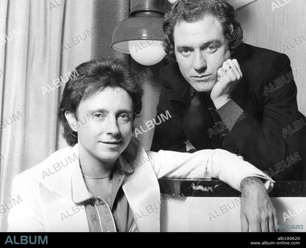 El dúo musical Santa Barbara.