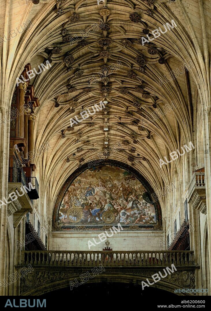 ANTONIO PALOMINO Y VELASCO (1655-1726). BOVEDA DE LA NAVE CENTRAL Y CORO ALTO CON LA PINTURA DEL TRIUNFO DE LA IGLESIA DE PALOMINO - IGLESIA DEL CONVENTO DE SAN ESTEBAN.